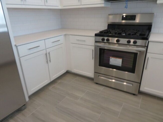 Foto del edificio - ****$500 off December Rent****Beautiful 5 Bedroom 3 Bath In Mystic at Lake Pleasant