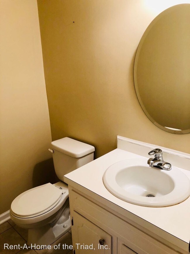 Foto del edificio - 3 br, 2.5 bath House - 4919-C Tower Road