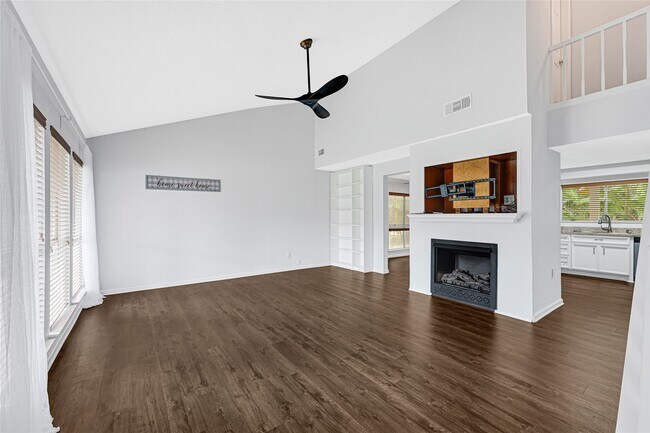 Foto del edificio - 2311 Quail Haven Rd