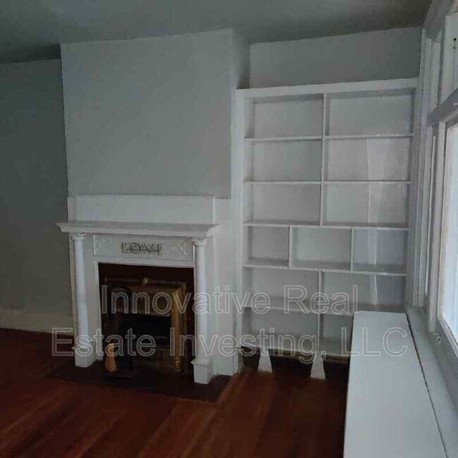 Building Photo - 2410 W Allegheny Ave