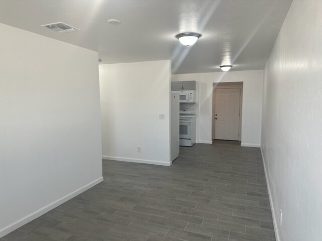 Photo - 332 W Wyoming St House