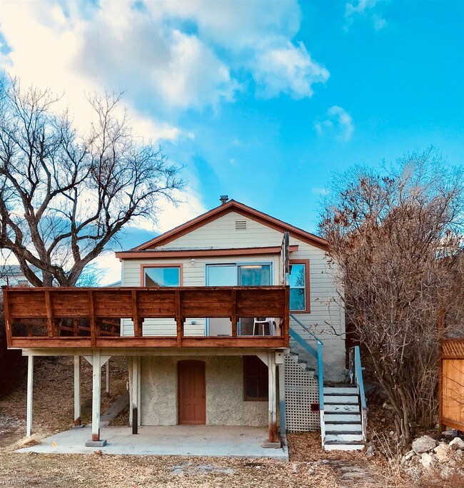 818 S Rodney St, Helena, MT 59601 House Rental in Helena, MT