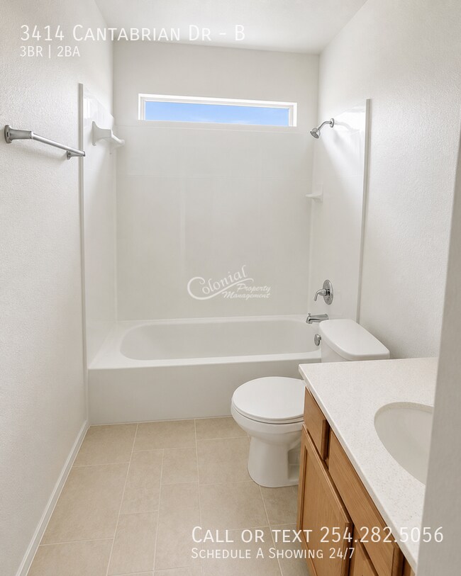 Foto del edificio - 3414 Cantabrian Dr