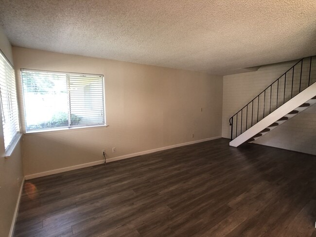 Foto del edificio - 2 bedroom Berryessa Condo