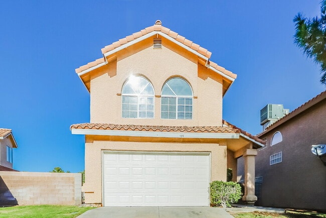 Building Photo - 109 Quiet Desert Ln