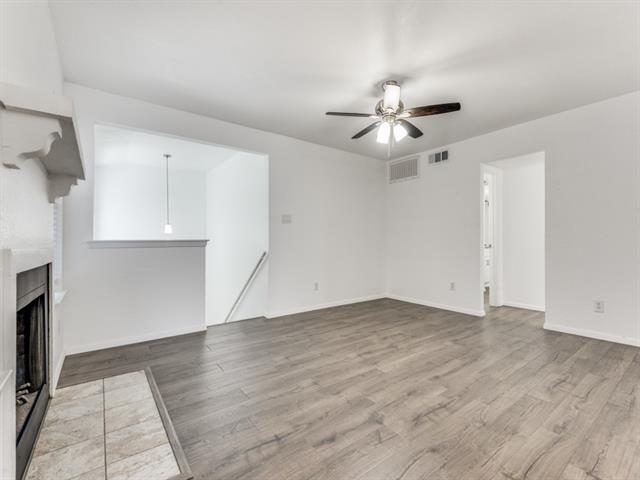 Building Photo - 638 Ridgeline Dr