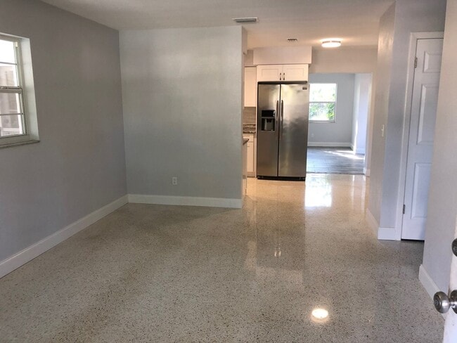 Foto del edificio - 5242 20th Ave N