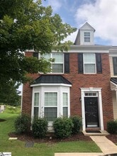 Building Photo - 210 Elise Dr