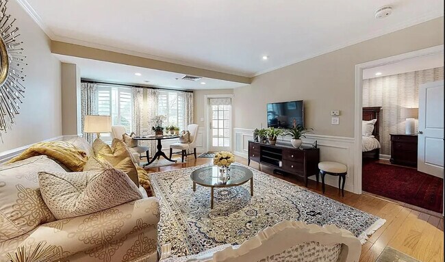 Photo - 10 Seaport Dr Apartment