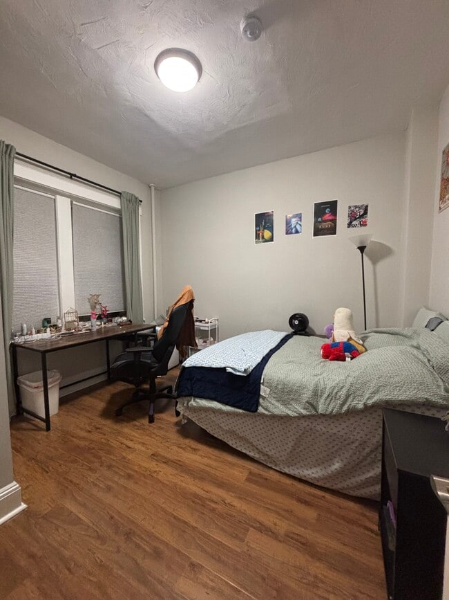 Building Photo - 1193 Commonwealth Ave