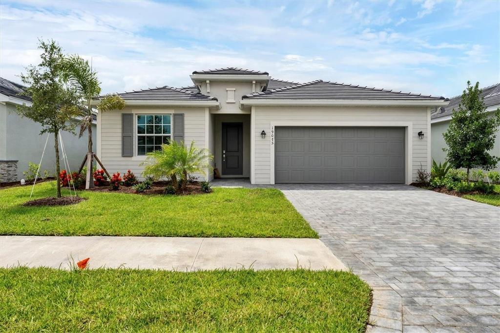 Foto principal - 19075 Cabernet Ct
