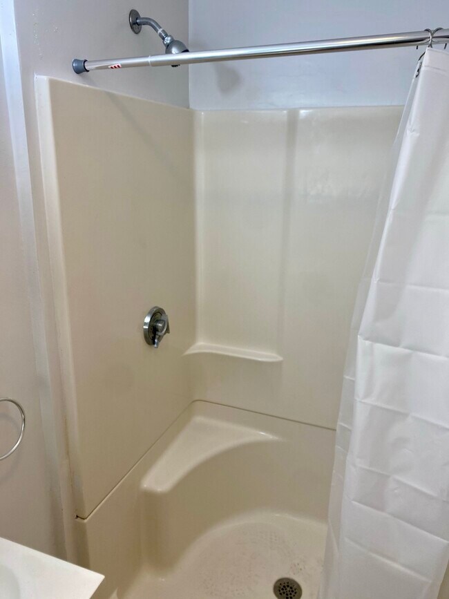 Foto del edificio - 123 Thorndike St