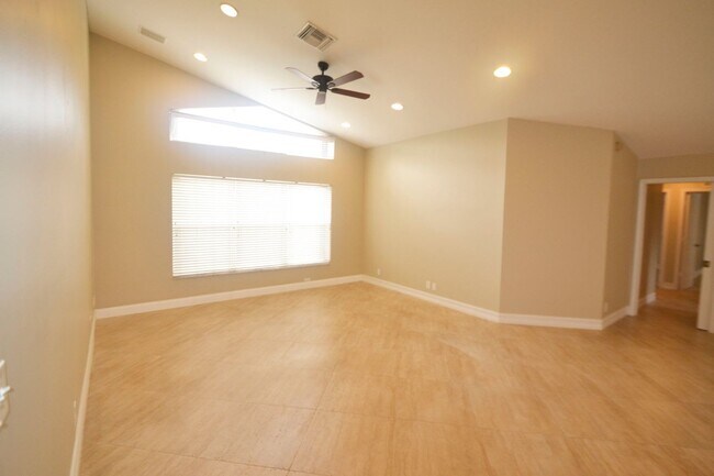 Foto del edificio - 5454 NW 87th Ter