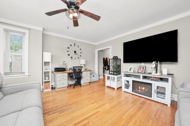 Foto del edificio - 3115 N Marmora Ave