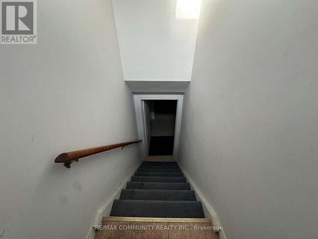 Photo du bâtiment - 9 Valmount Ave