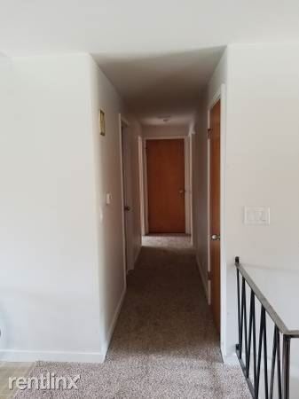 Building Photo - 15242 Greenwood Ave N