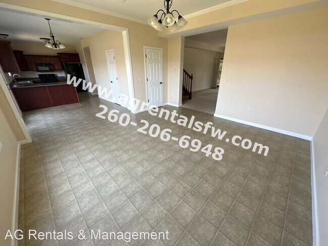 Building Photo - 3 br, 2.5 bath House - 4714 Kaibab Trl