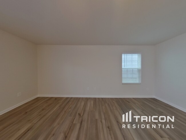 Foto del edificio - 1934 Landrow Ln
