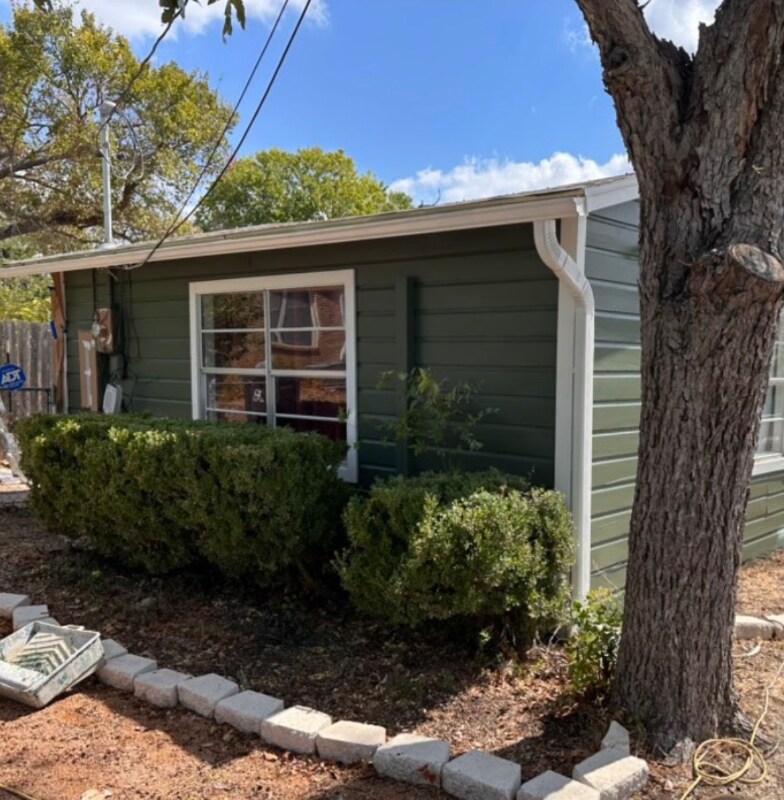 Foto del edificio - 614 S Groos St