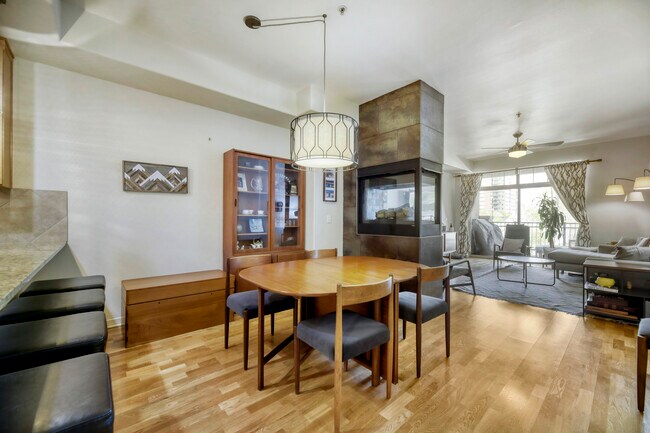 Comedor - 1100 N Grant St