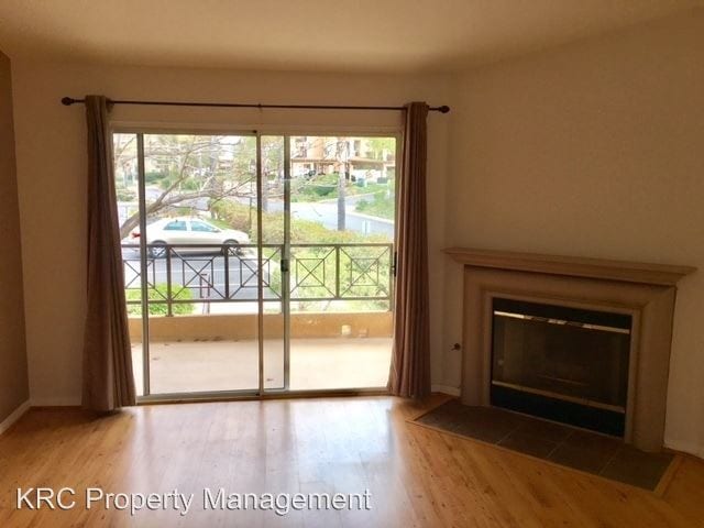 Primary Photo - 7000 Ballena Way
