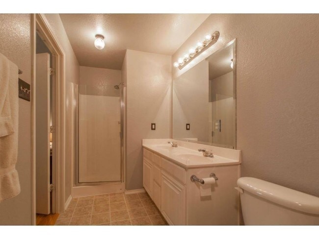 Foto del edificio - 4537 High Cotton Tr