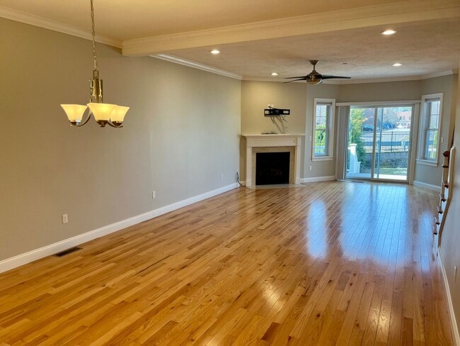 Foto del edificio - 41 Dexter Rd