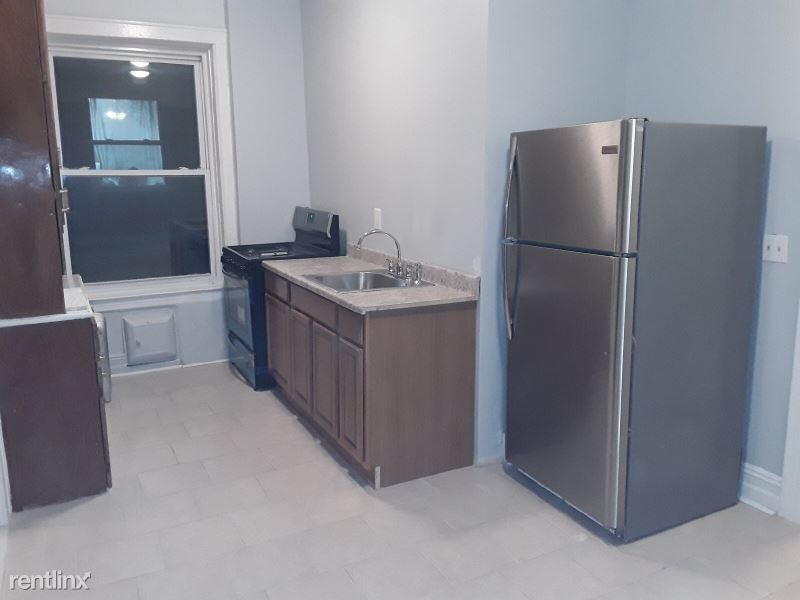 Primary Photo - 2 br, 1 bath Apartment - 603 Midwood St
