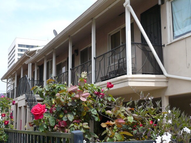 Building Photo - 1652 Sawtelle Blvd