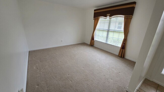 Foto del edificio - Spacious Haines City Retreat - For Rent Now!