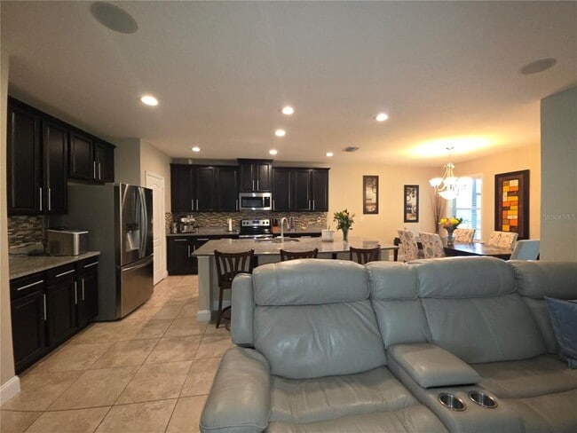 Building Photo - 16117 Starling Crossing Dr