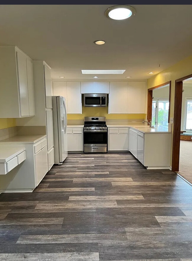 Foto del edificio - 259 Cheryl Pl