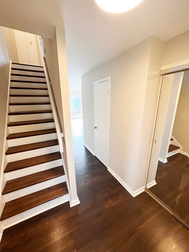 Foto del edificio - 3069 Hawthorne Dr NE