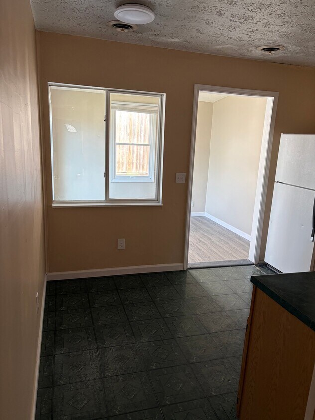 Foto del edificio - 132 Mann Ave