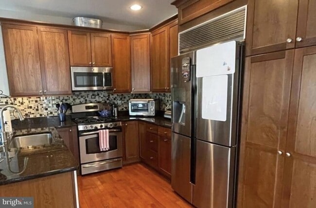 Building Photo - 202 Cobblestone Dr