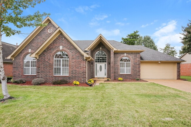 Building Photo - 5395 Philgrove Way