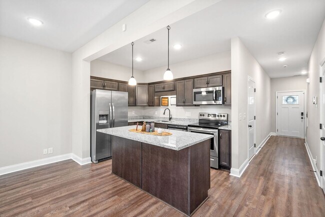 Building Photo - 318 Fallow Cir