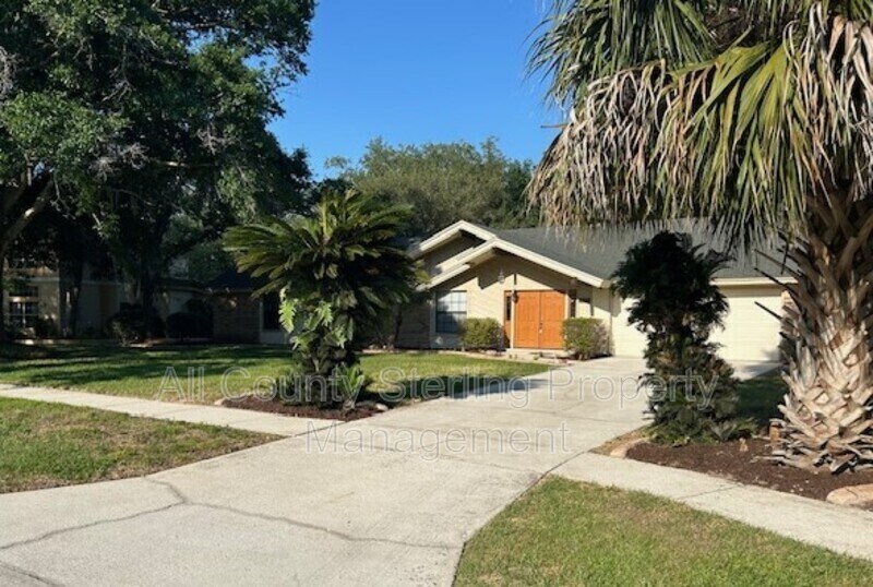 Primary Photo - 122 Estates Cir
