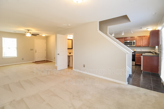 Building Photo - 5617 Harrington Village Dr