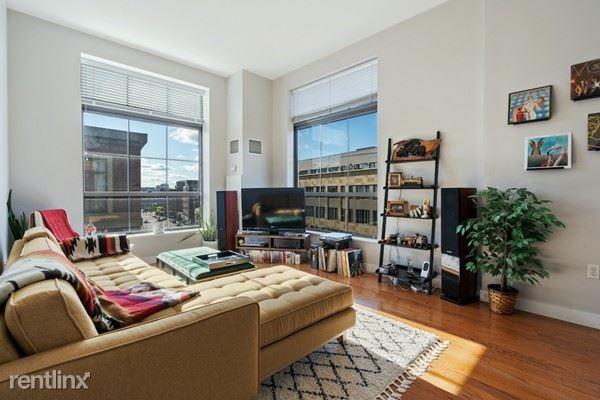 Foto principal - 3 br, 2 bath Condo - 2 Rollins D602 Unit D602