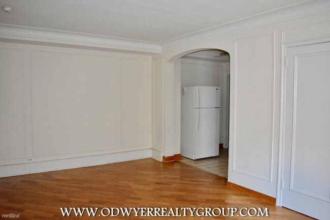 Building Photo - 1 br, 1 bath  - 1400 N Lake Shore Dr Apt 19M