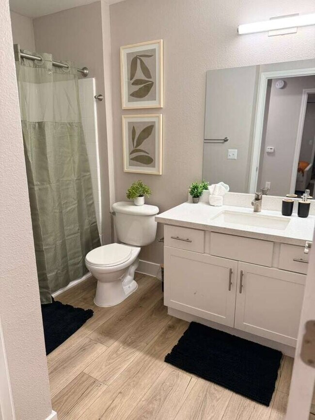 Building Photo - 15164 N 140th Dr