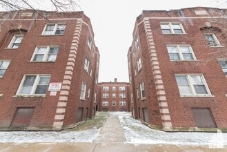 Building Photo - 4025 W Melrose St