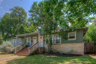 Building Photo - 4805 Evans Ave