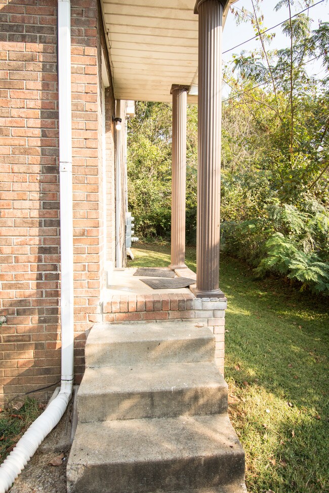 Foto del edificio - 1503 W Knollwood Cir