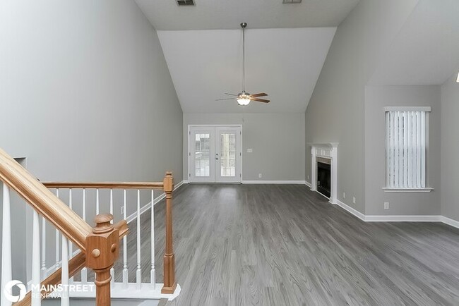 Building Photo - 1226 Highland Hills Dr, La Vergne, TN 37086