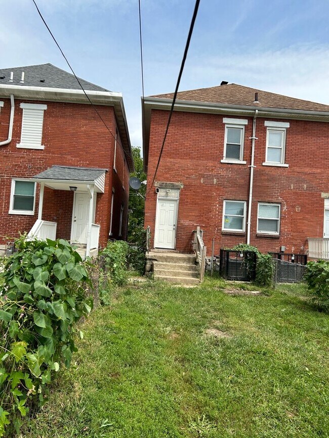 Foto del edificio - 163-165 S Princeton Ave