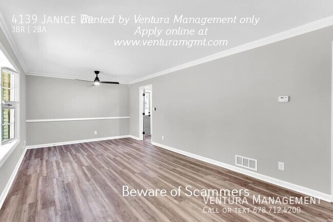 Building Photo - Split level home with 3 bedrooms and 1.5 b...