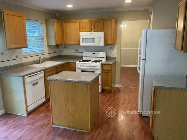 Building Photo - 328 Pebblestone Dr
