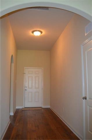 Foto del edificio - 2037 Fairview Dr